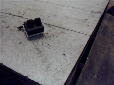 CHRYSLER NEON Bal első ablakemelő kapcsoló