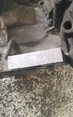 FORD FOCUS 98-04 Motor. benzin fűzött blokk hengerfejjel