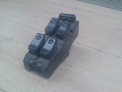 MAZDA 323 94-98 Bal első ablakemelő kapcsoló
