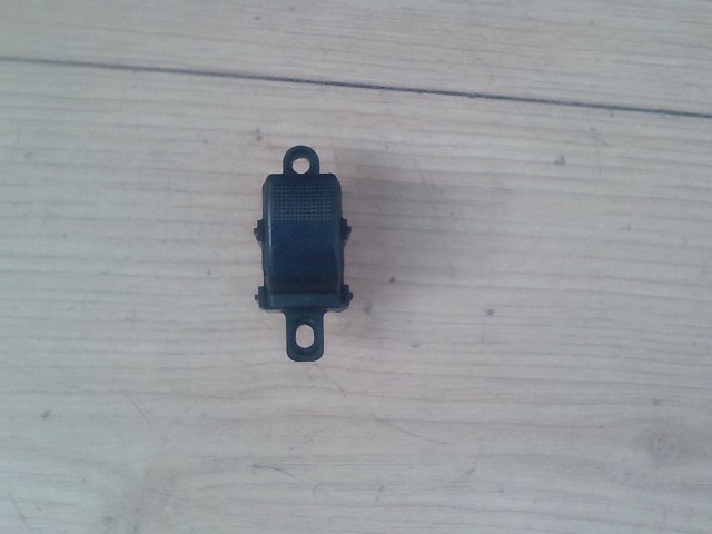 MAZDA 6 02-05 Jobb hátsó ablakemelő kapcsoló 1. kép