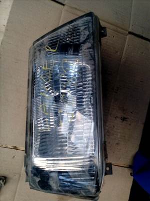 MITSUBISHI LANCER 86-88 Jobb első fényszóró