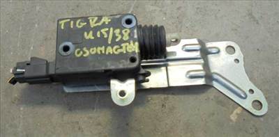 OPEL TIGRA Csomagtérajtó központi zár motor