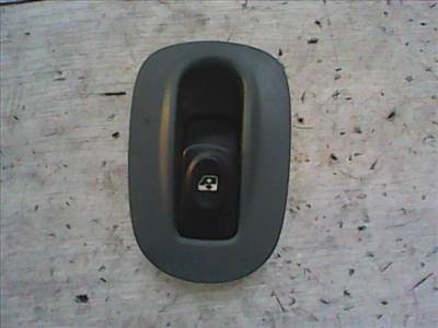 RENAULT MEGANE SCENIC 97-99 Jobb első ablakemelő kapcsoló