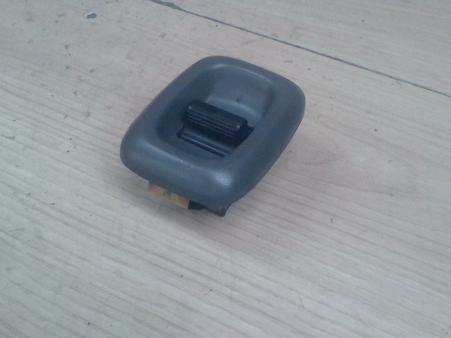 SUZUKI Baleno 1998.09.01-2002.12.31 Ablakemelő kapcsoló pozíció független 1. kép