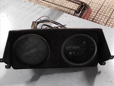 TRABANT 1,1 KILOMÉTERÓRA