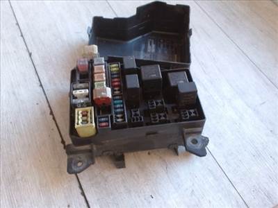 VOLVO V40 Biztosítéktábla BCM BSI BSM SAM GEM modul Motortér