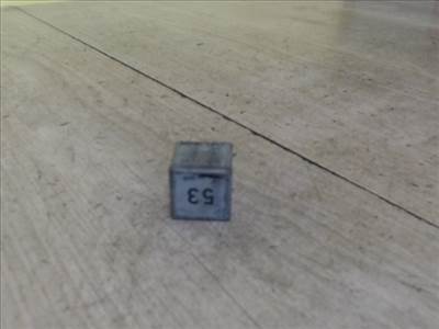 VOLKSWAGEN golf iv. relé