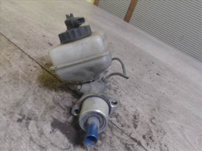 VOLKSWAGEN PASSAT -88 Főfékhenger