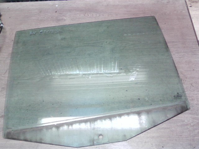 VOLKSWAGEN Touran 2003.04.01-2006.11.30 Bal hátsó ajtóüveg 1. kép