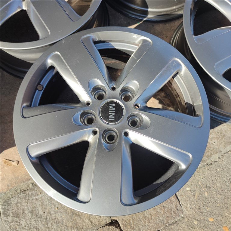 5x112 16 Gyári Mini alufelni 95000ft a 4db/179/ 4. kép