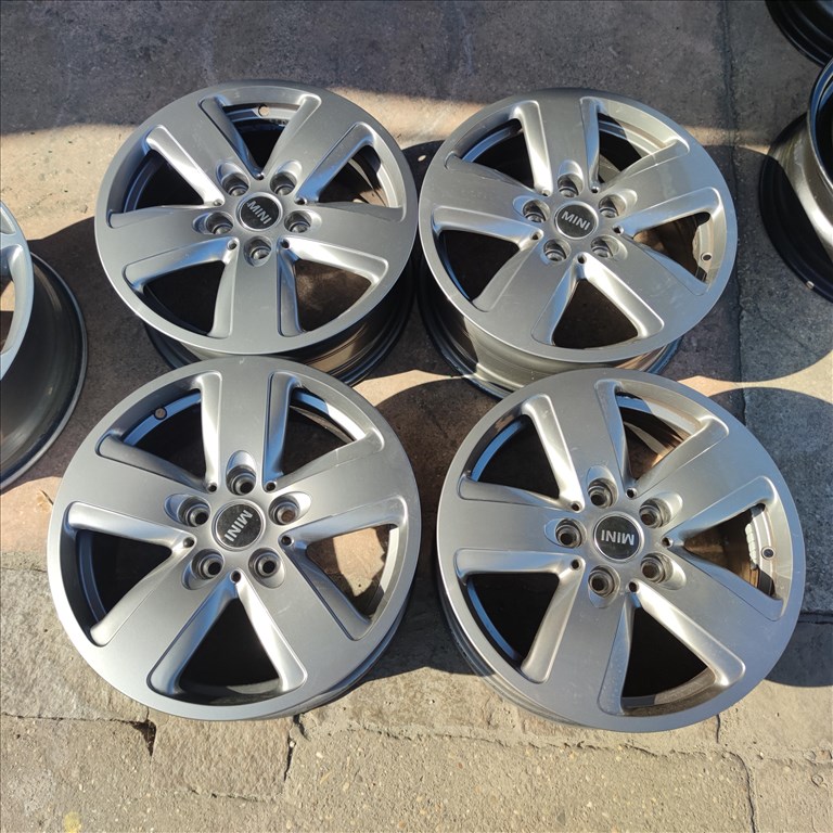 5x112 16 Gyári Mini alufelni 95000ft a 4db/179/ 5. kép