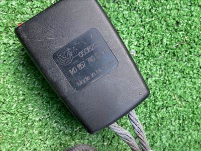Volkswagen Golf V Hátsó középső Biztonsági Öv 1k9857807 602044500
