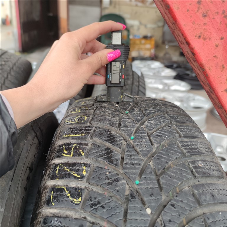 225/65 R17 Toyo Tires téli gumi 29000ft a 2db/71/ 2. kép