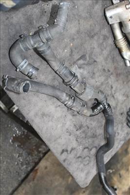 Audi A4/B8 2007-2013 2.0D CAGA vízcső