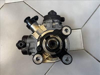 Volvo S80, Volvo S60, Volvo V60 2.0 D3 2.4 D5 magasnyomású pumpa  31272896 0445010618