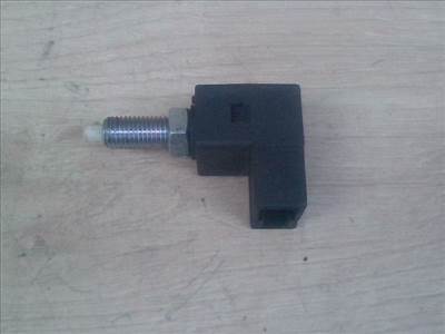 HYUNDAI I10 08.05.01-13.10.31 Féklámpa pedál kapcsoló