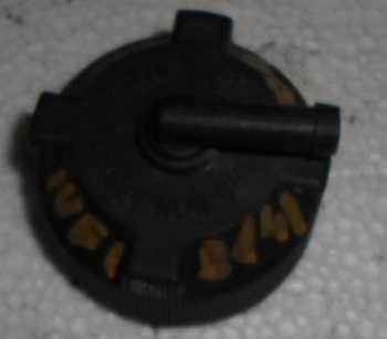 IVECO DAILY 00-06 Kiegyenlítőtartály sapka