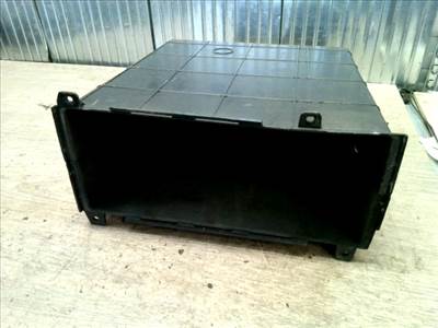 NISSAN Murano (Z50) 2002.05.01-2008.02.28 Tároló rekesz első