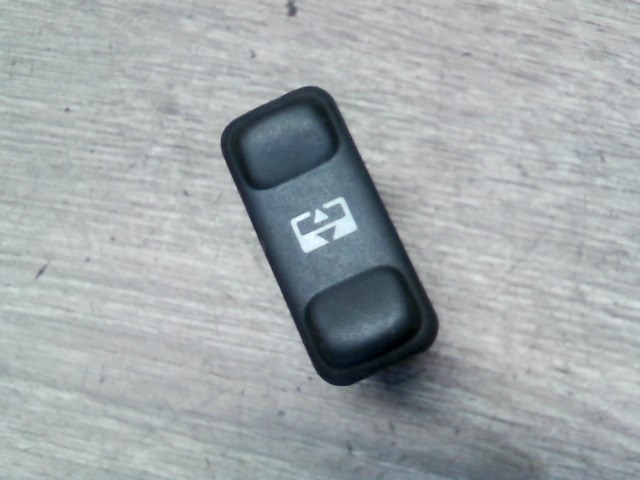 PEUGEOT 206 Jobb első ablakemelő kapcsoló 1. kép