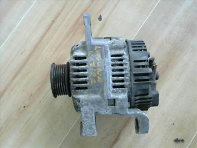 RENAULT LAGUNA 94-98 Generátor.benzines
