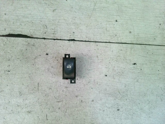 RENAULT LAGUNA 98- Jobb első ablakemelő kapcsoló 1. kép