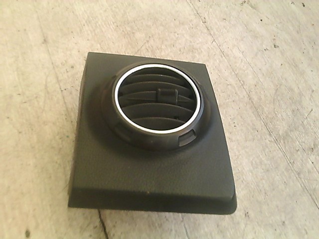 SSANGYONG ACTYON SPORT 2005-2010 Szellőző jobb 1. kép