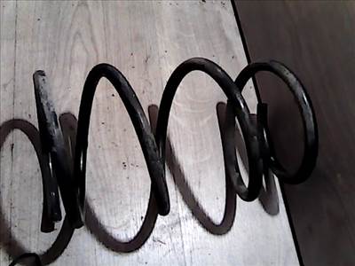 SUZUKI LIANA Első rugó 