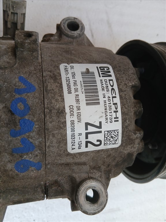 Opel Astra J 2009-2015 Klíma kompresszor     13250608 1. kép