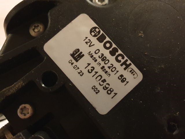Opel Astra H Hátsó ablaktörlő motor  13105981 3. kép