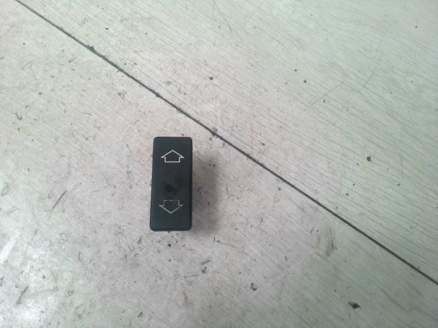 CITROEN XM Bal hátsó ablakemelő kapcsoló 1. kép