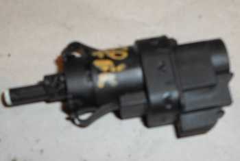 FORD C-MAX 03.06-07.03 Féklámpa pedál kapcsoló 1. kép