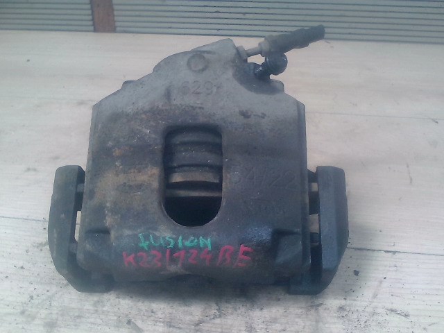 FORD FUSION 05.10.01- Bal első féknyereg munkahengerrel 1. kép