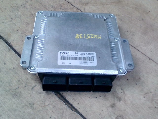 MITSUBISHI Space Star 2000.09.01-2004.12.03 Motorvezérlő egység ECU PCM modul 1. kép