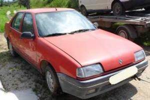 RENAULT R19 -92 Bal hátsó ajtóüveg
