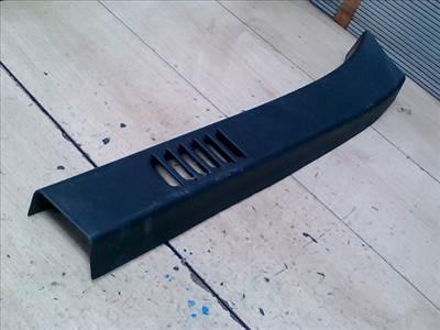 RENAULT Trafic 2014.05.01-2021.11.01 Bal oldal kárpit