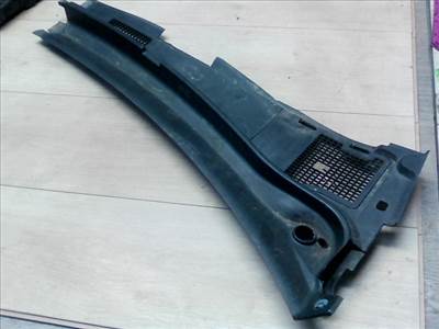 RENAULT VEL SATIS 02-09 Levélrács