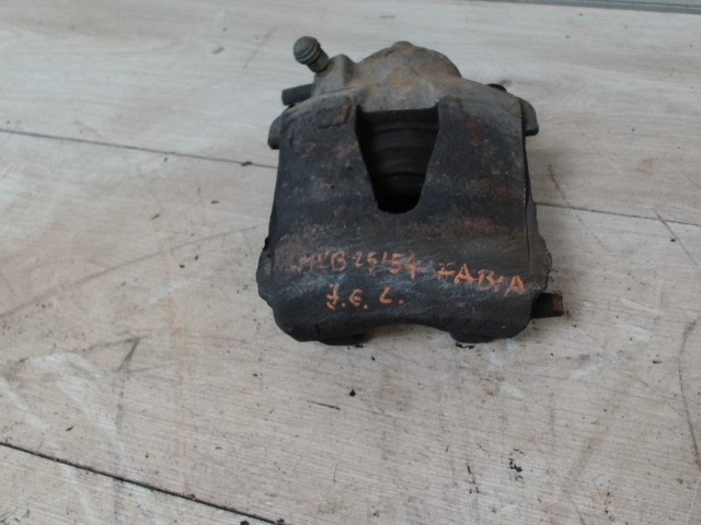 SKODA FABIA 07-10 Jobb első féknyereg munkahengerrel 1. kép