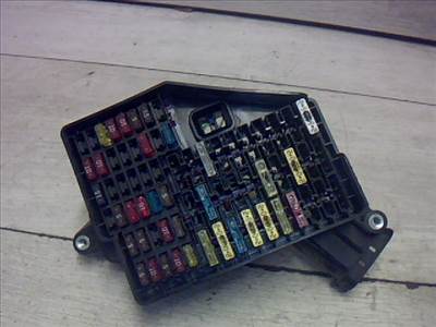 SKODA FABIA 99-07 Biztosítéktábla BCM BSI BSM SAM GEM modul Utastér