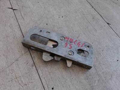 TRABANT 1,1 Motorháztető zár