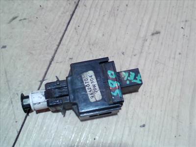 VOLVO S80 98.05.01-06.02.28 Féklámpa pedál kapcsoló