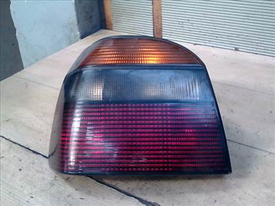 VOLKSWAGEN GOLF III. 94- Bal hátsó lámpa