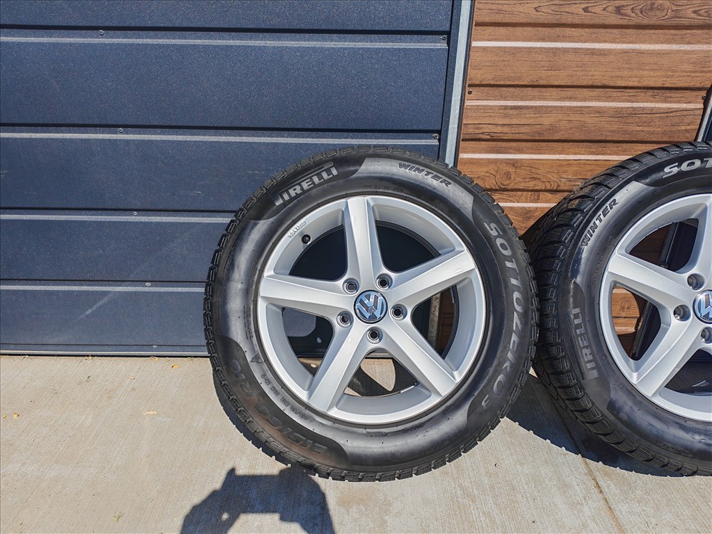 16" 5x112 VW "Aspen" Passat B8 gyári alufelni szett téligumikkal! 1. kép