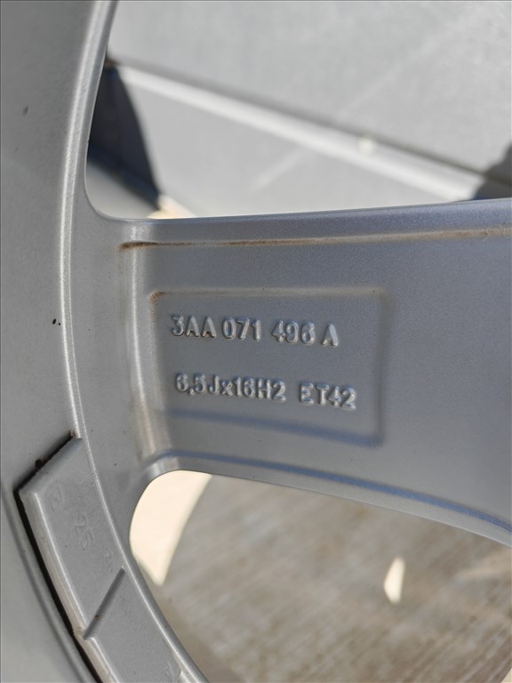 16" 5x112 VW "Aspen" Passat B8 gyári alufelni szett téligumikkal! 5. kép