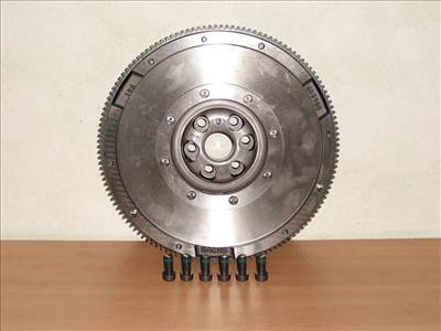 SKODA SUPERB 1.8 T (150Le) kettős tömegû lendkerék (2001-)