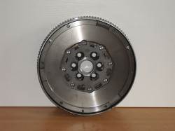 FIAT CROMA 1.9 D (115/120/136/150Le) kettős tömegû lendkerék