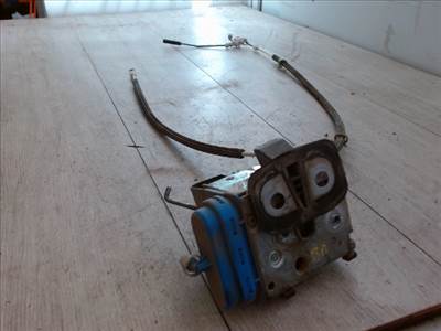 AUDI A4 94-98 Bal hátsó ajtó zárszerkezet központi záras