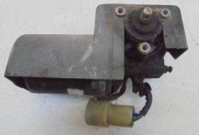 DAEWOO RACER Ablaktörlő motor első