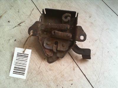 KIA CARENS 01-06 Motorháztető zár