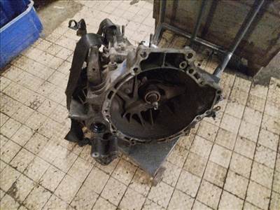 MAZDA 6 02-05 Sebességváltó. benzines manuális