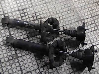 NISSAN PRIMERA P10 90.10-96.10 Első lengéscsillapító pozíció független